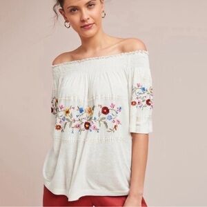 RANNA GiLL Anthropologie Embroidered Off-Shoulder Top size Small